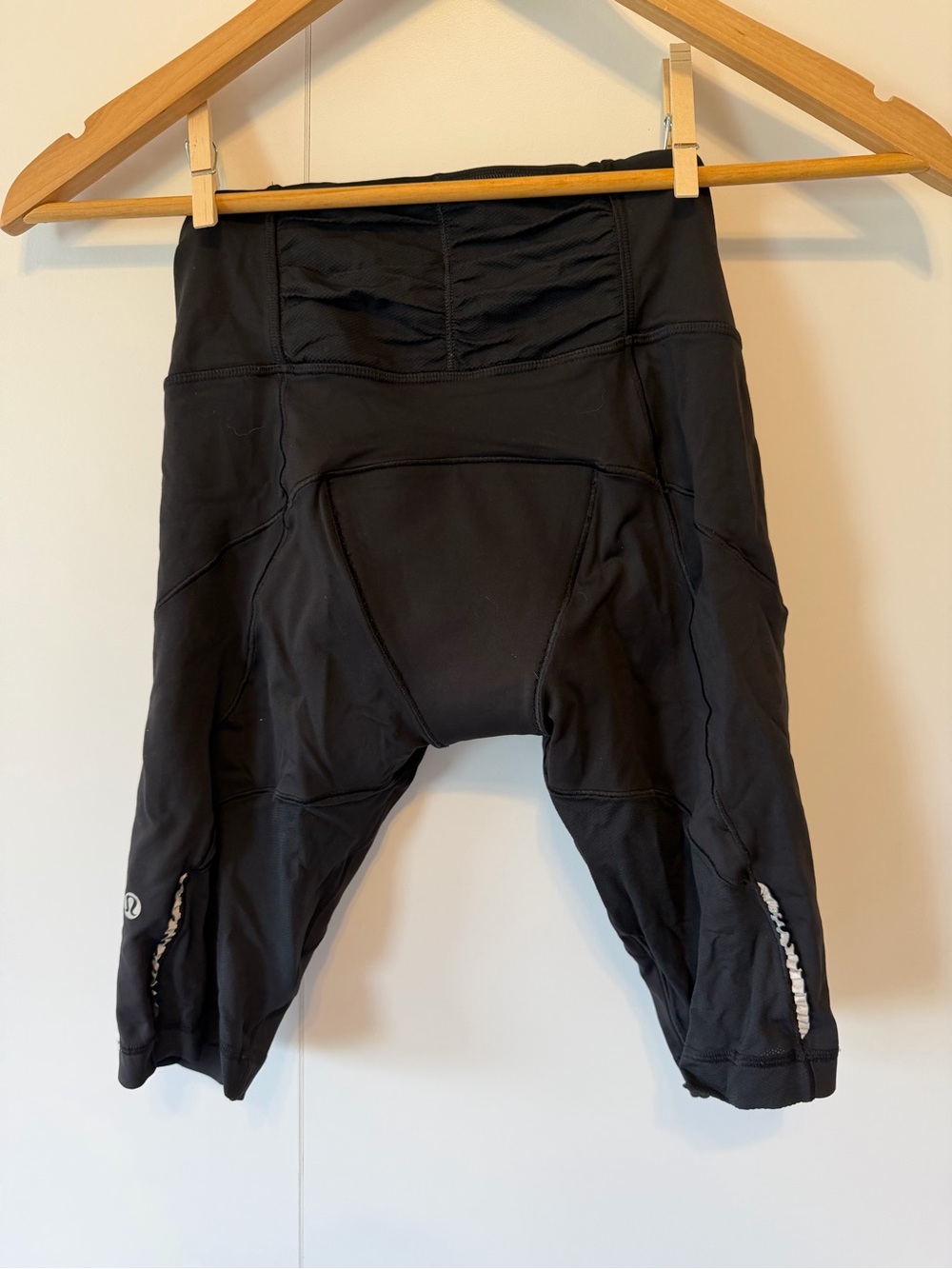 lululemon athletica Black Women's Bike Shorts - 6 Length